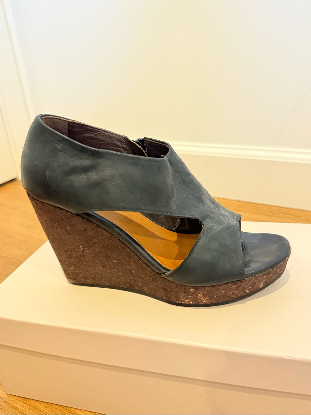 Coclico Black Leather Cork Wedge Sandals EU 36 Peep Toe Platform Shoes
